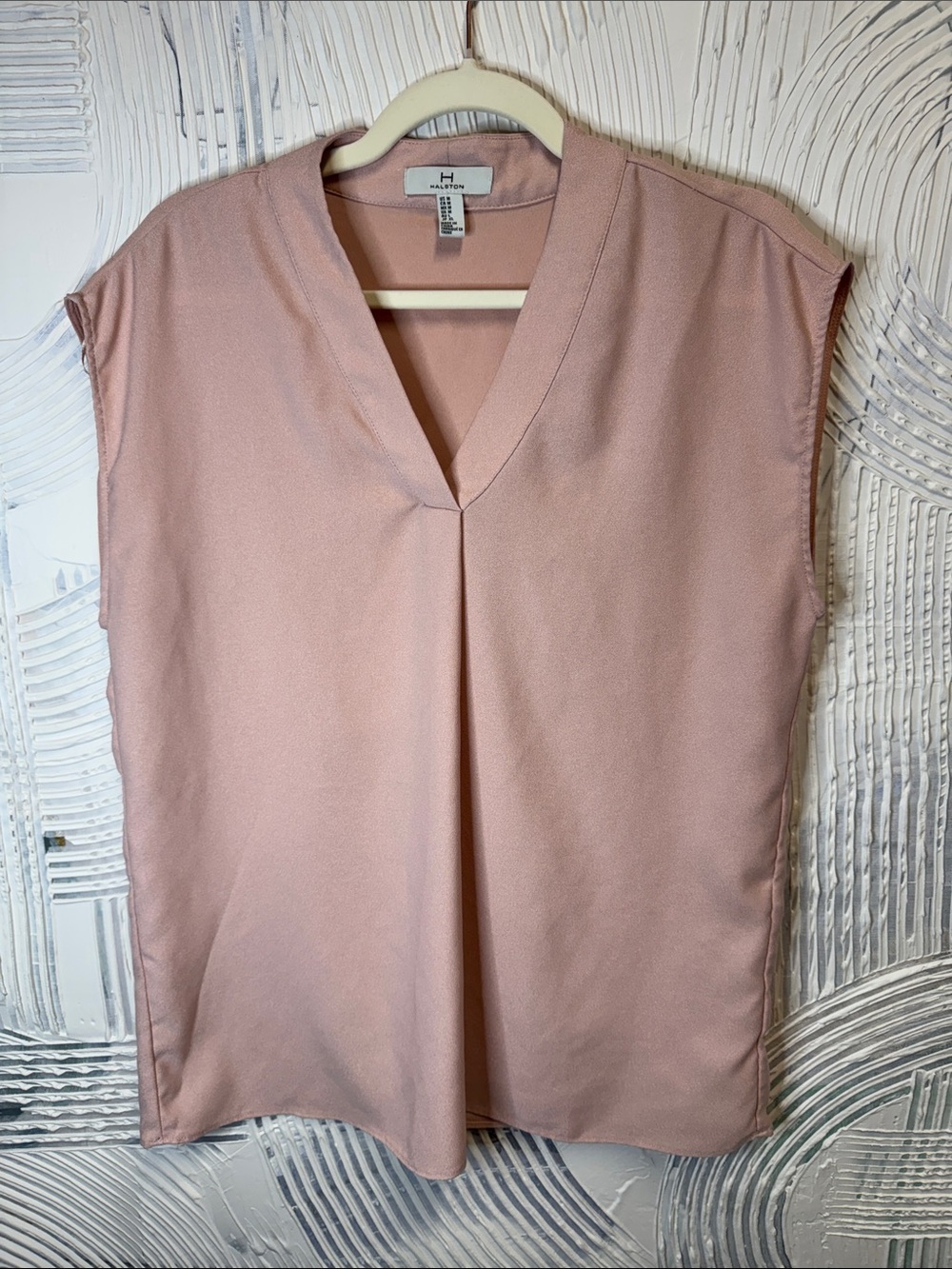 Halogen Blush Pink V-Neck Pleated Sleeveless Top N0462